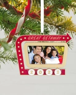 Hallmark Great Getaway 2023 Metal Photo Frame Ornament