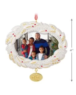 Hallmark A Beautiful Year 2023 Metal Photo Frame Ornament -Toy store 000500 1000622088 NoColor ALT3