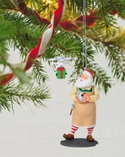 Hallmark Toymaker Santa Ornament