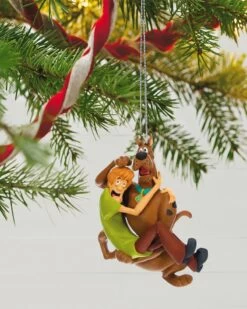 Hallmark Scooby-Doo™ Frightened Friends Ornament