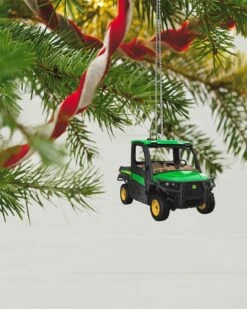 Hallmark John Deere Gator™ XUV835R Utility Vehicle Metal Ornament