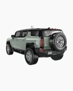 Hallmark 2024 GMC HUMMER EV™ 2023 Metal Ornament 8 Hallmark 2024 GMC HUMMER EV™ 2023 Metal Ornament -Toy store 000500 1000622183 NoColor ALT2