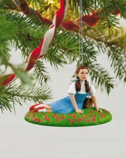 Hallmark The Wizard Of Oz™ Under The Poppies' Spell Ornament