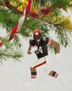 Hallmark NFL Cleveland Browns Nick Chubb Ornament