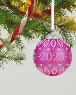 Hallmark Christmas Commemorative 2023 Glass Ball Ornament