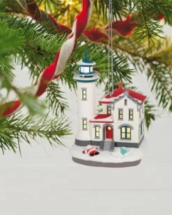 Hallmark Holiday Lighthouse 2023 Ornament With Light