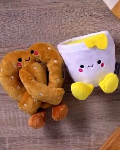 Hallmark Better Together Pretzel And Cheese Dip Magnetic Plush 5 Hallmark Better Together Pretzel And Cheese Dip Magnetic Plush -Toy store 000553 1000591849 NoColor ALT2