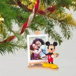 Hallmark Disney Mickey Mouse Picture Perfect Photo Frame Ornament -Toy store disney mickey mouse picture perfect photo frame ornament 4 33074968002744