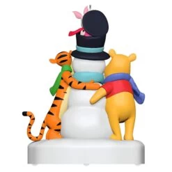 Hallmark Disney Winnie The Pooh A Happy Holiday Hug Musical Ornament 9 Hallmark Disney Winnie The Pooh A Happy Holiday Hug Musical Ornament -Toy store disney winnie the pooh a happy holiday hug musical ornament 4 33074946834616